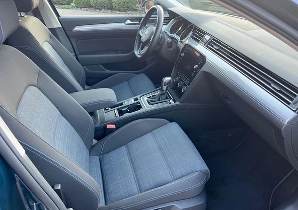Volkswagen Passat cena 92500 przebieg: 65000, rok produkcji 2020 z Ciężkowice małe 781